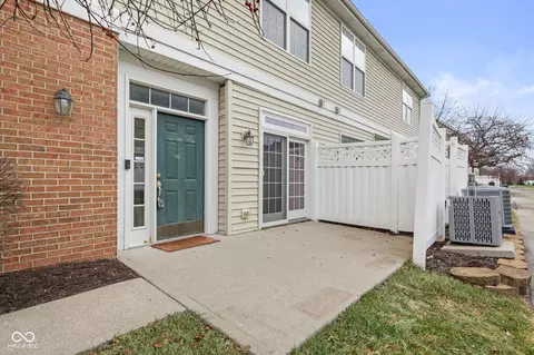 2358 Colfax Ln, Indianapolis, IN 46260