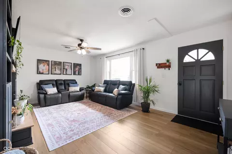 Entry Way - 9767 S 250 E, Markleville, IN 46056 photo 1 of 1