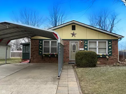 1650 Plantation Dr, Martinsville, IN 46151