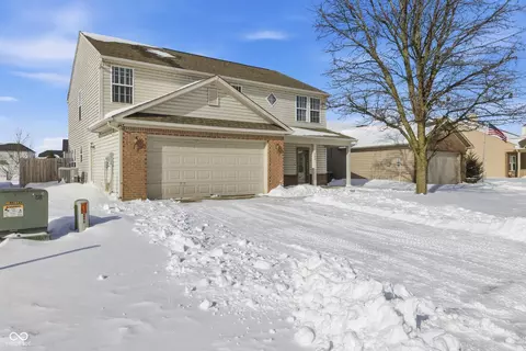 Exterior - 584 Springtree Ln, Avon, IN 46123 photo 2 of 4