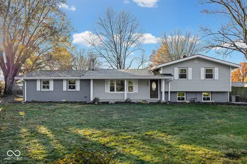 1406 Meadowbrook Ct, Lafayette, IN 47905