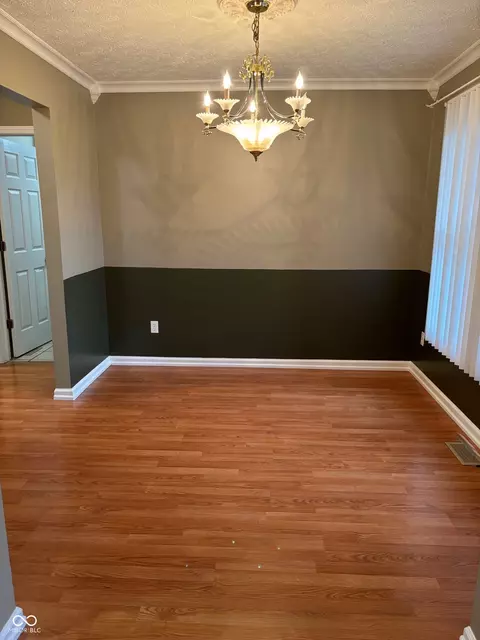 Dining - 5380 E Spring Dr, Columbus, IN 47201 photo 1 of 1