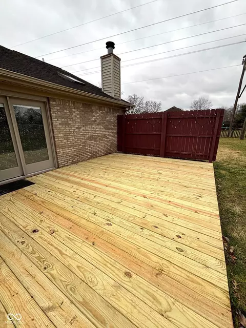 Exterior - 5380 E Spring Dr, Columbus, IN 47201 photo 2 of 3