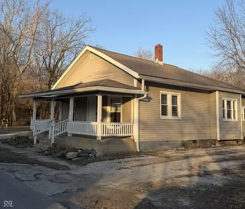 329 Avon Ave, Plainfield, IN 46168