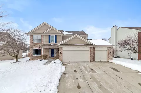 16446 Lakeville Xing, Westfield, IN 46074