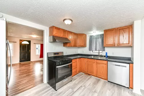 Kitchen - 2116 E State Road 38, Markleville, IN 46056 photo 3 of 3