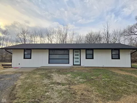 31 Brooklyn Ct, Mooresville, IN 46158