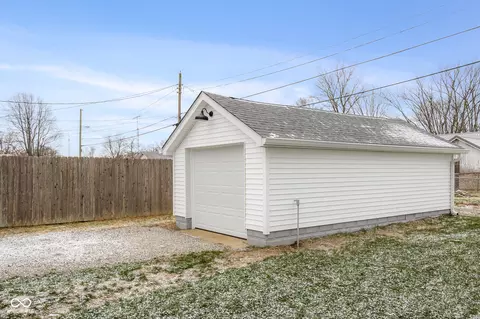 222 Smith St, Columbus, IN 47201 photo 30