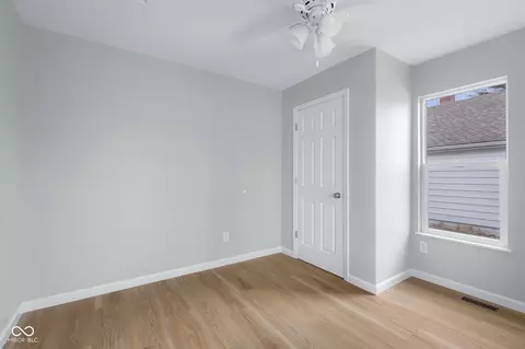 222 Smith St, Columbus, IN 47201 photo 23