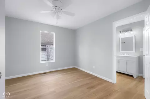 222 Smith St, Columbus, IN 47201 photo 17
