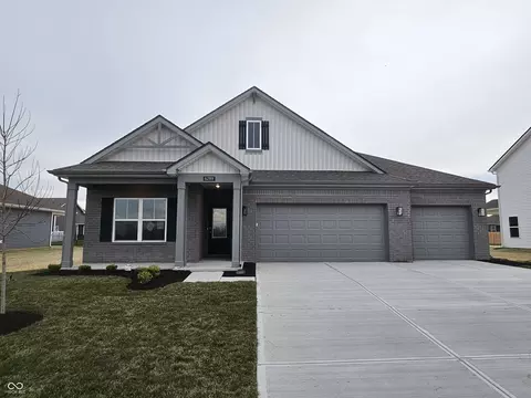 6289 Flag Stop Dr, Whitestown, IN 46075