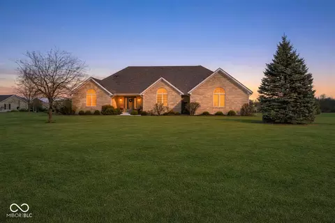 872 S Colorado St, Rushville, IN 46173
