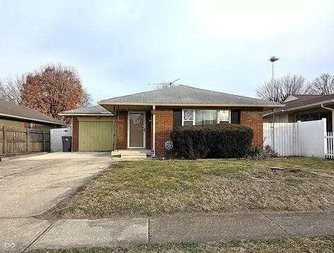 110 Pennsylvania Ct, Indianapolis, IN 46225