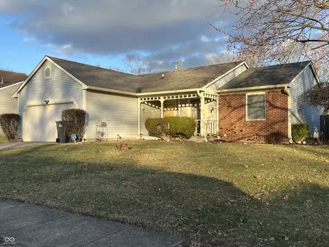 633 Delray Dr, Indianapolis, IN 46241