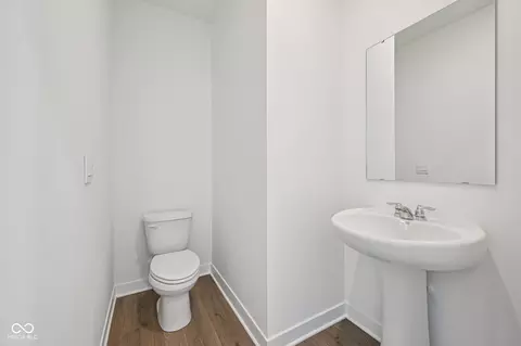 Bath - 5740 Bancroft Dr, Pendleton, IN 46064 photo 1 of 7