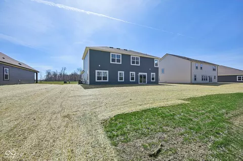 Exterior - 5740 Bancroft Dr, Pendleton, IN 46064 photo 7 of 11