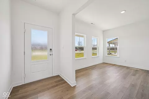 Entry Way - 5740 Bancroft Dr, Pendleton, IN 46064 photo 1 of 3