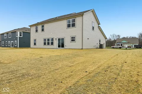 Exterior - 5746 Bancroft Dr, Pendleton, IN 46064 photo 4 of 8