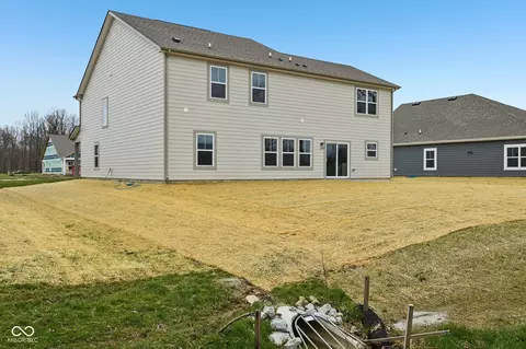 Exterior - 5746 Bancroft Dr, Pendleton, IN 46064 photo 7 of 8