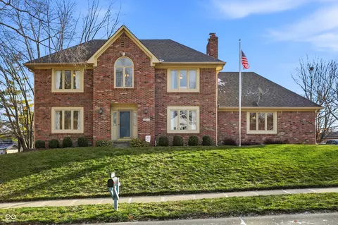 8543 Gallant Fox Dr, Indianapolis, IN 46217