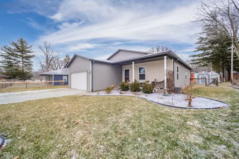435 N Swain St, Ingalls, IN 46048