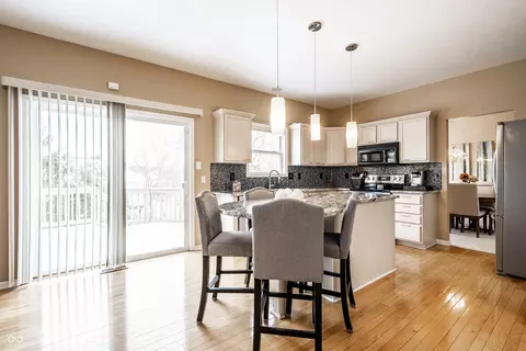 Kitchen - 11191 Timberview Dr, Fishers, IN 46037 photo 4 of 4