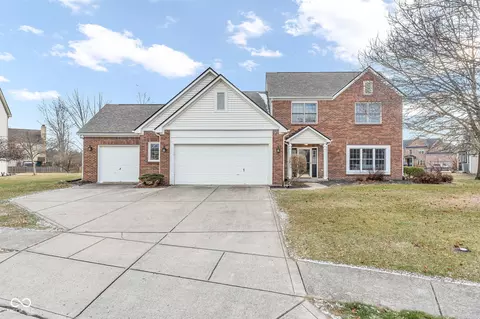 10743 Putnam Pl, Carmel, IN 46032