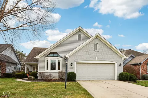 12026 Clubhouse Dr, Fishers, IN 46038