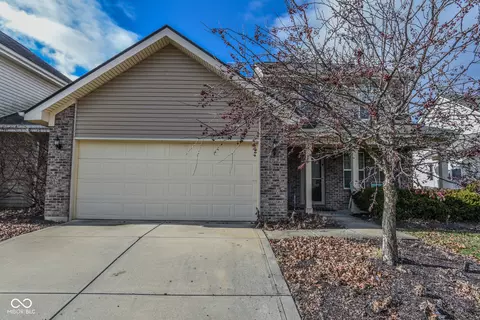 450 Angelina Way, Avon, IN 46123
