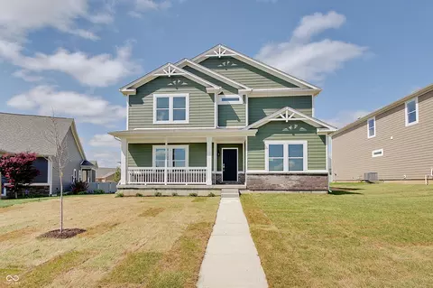 1266 Hanging Rock Dr, Mooresville, IN 46158
