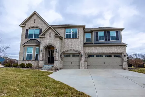 4061 Secretariat Ln, Bargersville, IN 46106