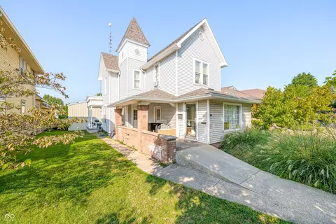 317 N Walnut St, Seymour, IN 47274