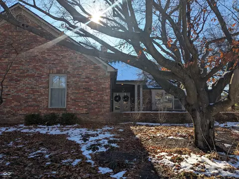 1317 Kirkham Ln, Indianapolis, IN 46260