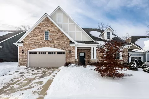 9591 Summerton Dr, Fishers, IN 46037