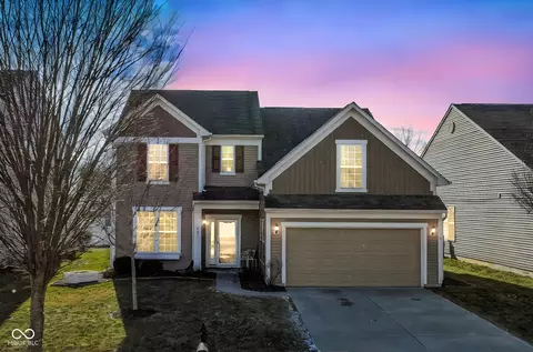 6657 Park Grove Blvd, Whitestown, IN 46075