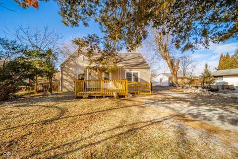 3711 Burton Pl, Anderson, IN 46013