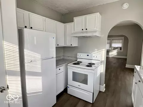 Kitchen - 513 E Centennial Ave, Muncie, IN 47303 photo 1 of 4