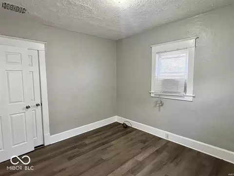 Bedroom - 513 E Centennial Ave, Muncie, IN 47303 photo 3 of 3