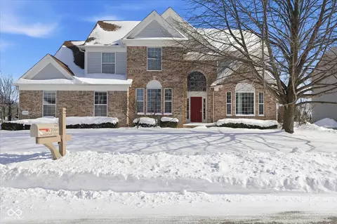 12065 Landwood Dr, Fishers, IN 46037