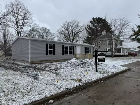 1806 Michigan St, Crawfordsville, IN 47933