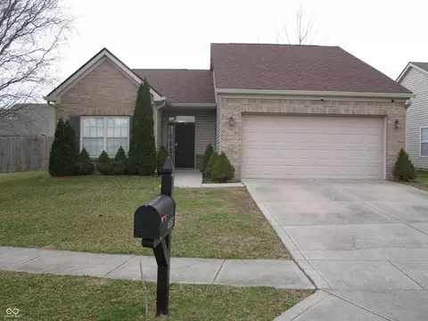 6352 Emerald Springs Dr, Indianapolis, IN 46221