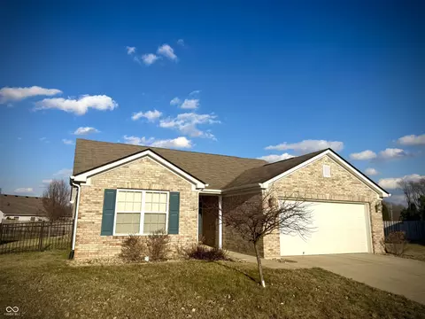 10212 Morning Sun Ct, Avon, IN 46123