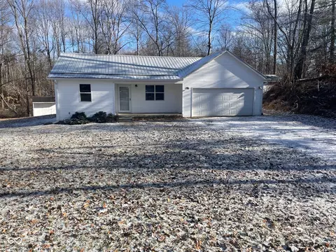 2401 Mt Liberty Rd, Nashville, IN 47448