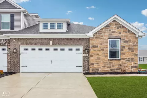 6433 Wasco Dr, Whitestown, IN 46075