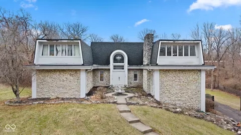 5501 Surrey Hill Rd, Indianapolis, IN 46226