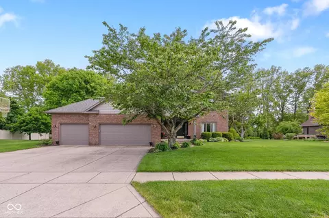 7707 Wheelwright Ct, Plainfield, IN 46168