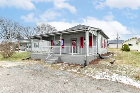 206 Pennsylvania St, Shirley, IN 47384