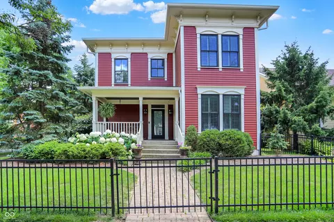 2263 Glebe St, Carmel, IN 46032