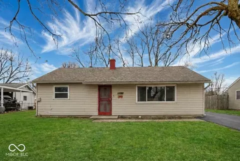 492 Carol Dr, Greenwood, IN 46143