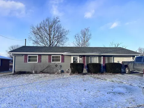 110 Norfolk Dr, Alexandria, IN 46001